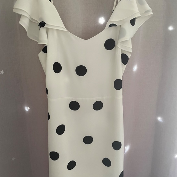 Off the shoulder dress - Picture 2 of 4